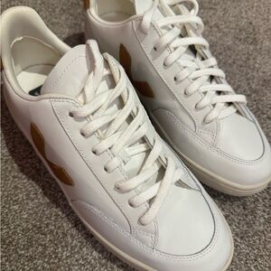 Veja White and Tan Sneakers Size 41